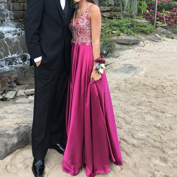 Maroon Prom Dress - Picture 6 of 6